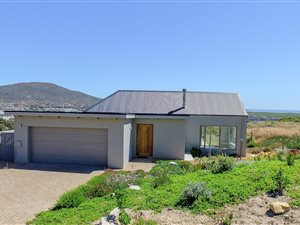 3 Bedroom House in Crofters Valley