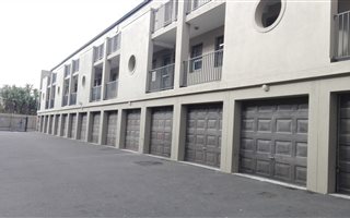 2 Bedroom Apartment in Parow Valley