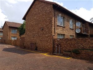 2 Bed Townhouse in Hennopspark