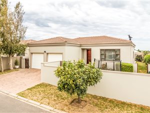 3 Bed House in Rosedale Estate
