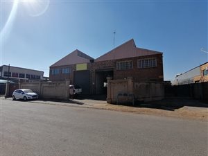 1100 m² Industrial space in Anderbolt