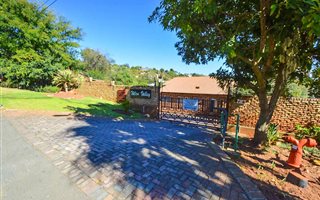 2 Bedroom Townhouse in Wilro Park