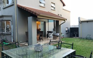 3 Bedroom Cluster in Beverley Gardens
