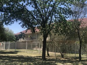 3 Bed Apartment in Three Rivers North