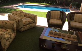 4 Bedroom House in Maroeladal