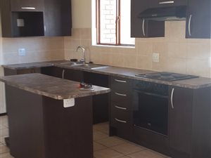 2 Bed Townhouse in Randpark Ridge