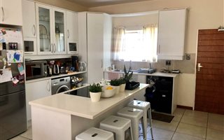 2 Bedroom Apartment in Parkview