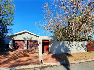 3 Bed House in Denneburg