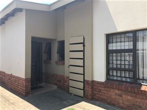 3 Bed Townhouse in Waterval East