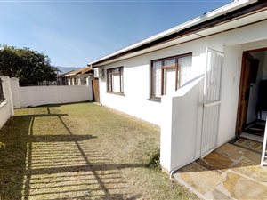 3 Bed House in Northern Paarl