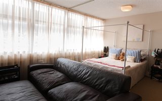 Studio apartment in Gardens
