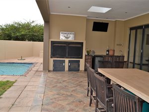 5 Bed House in Hazeldean (Silverlakes Surroundings)