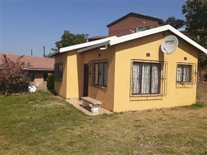 2 Bed House in Lovu