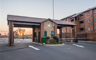 2 Bedroom Apartment in Atteridgeville