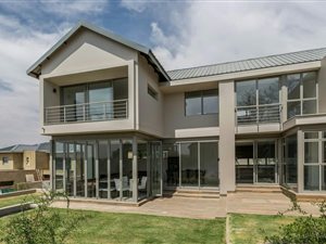 3 Bed House in Helderfontein Estate