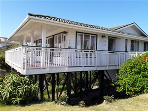 4 Bed House in Brenton on Sea