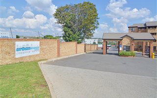 2 Bedroom Apartment in Halfway Gardens
