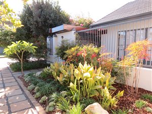 4 Bed House in Simonswyk