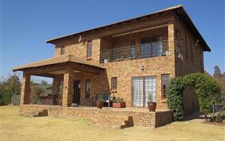9331 m² Farm in Blignautsrus AH