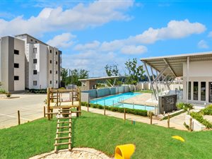 3 Bed Apartment in Broadacres