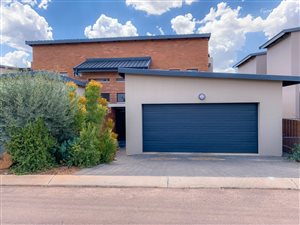 3 Bed Townhouse in Heron Hill Estate