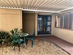 1 Bed Apartment in Salt Rock