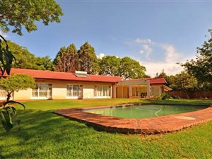 4 Bed House in Kensington B