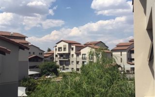 1 Bedroom Apartment in Edenburg