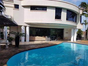 6 Bed House in Glenashley