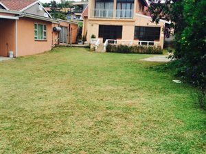 2 Bed Garden Cottage in Bluff