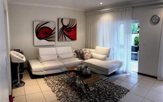 3 Bedroom Townhouse in Eagle Canyon Golf Estate