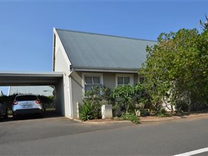 3 Bed House in Caledon Estate