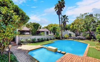 2 Bedroom Apartment in Woodmead