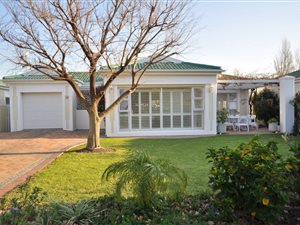 2 Bed House in Rome Glen