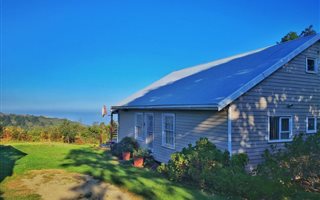 3 Bedroom House in Wilderness Heights