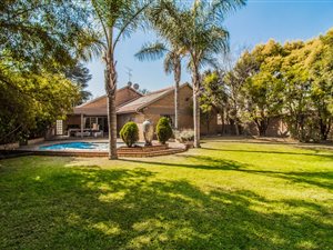 4 Bed House in Lakefield