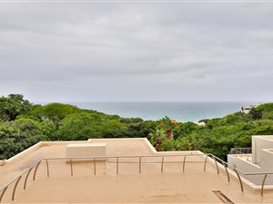 4 Bed Apartment in Simbithi Estate