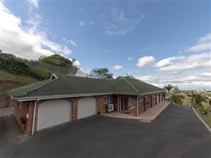 3 Bedroom House in Manors