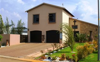 3 Bedroom House in Newmark Estate