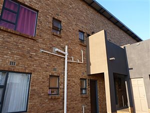 2 Bed Townhouse in Albertsdal