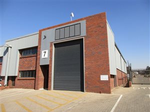 444 m² Commercial space in Pomona