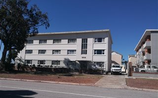 1 Bedroom Flat in Parsons Hill