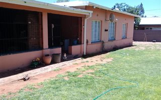 3 Bedroom House in Hopetown