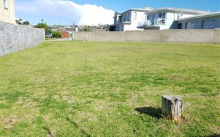 628 m² Land available in Bowtie