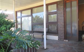 4 Bedroom House in Bosonia