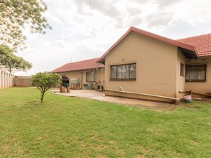 4 Bedroom House in The Stewards