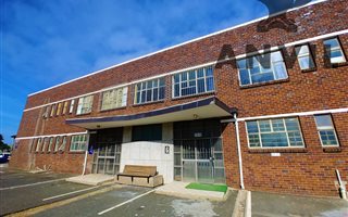 599 m² Industrial space in Waterfront