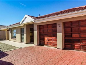 5 Bed House in Bisho