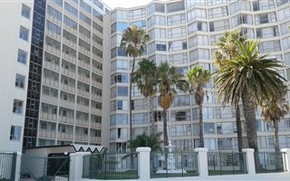 2 Bedroom Apartment in Strand Central