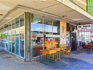 594 m² Commercial space in Capital Park